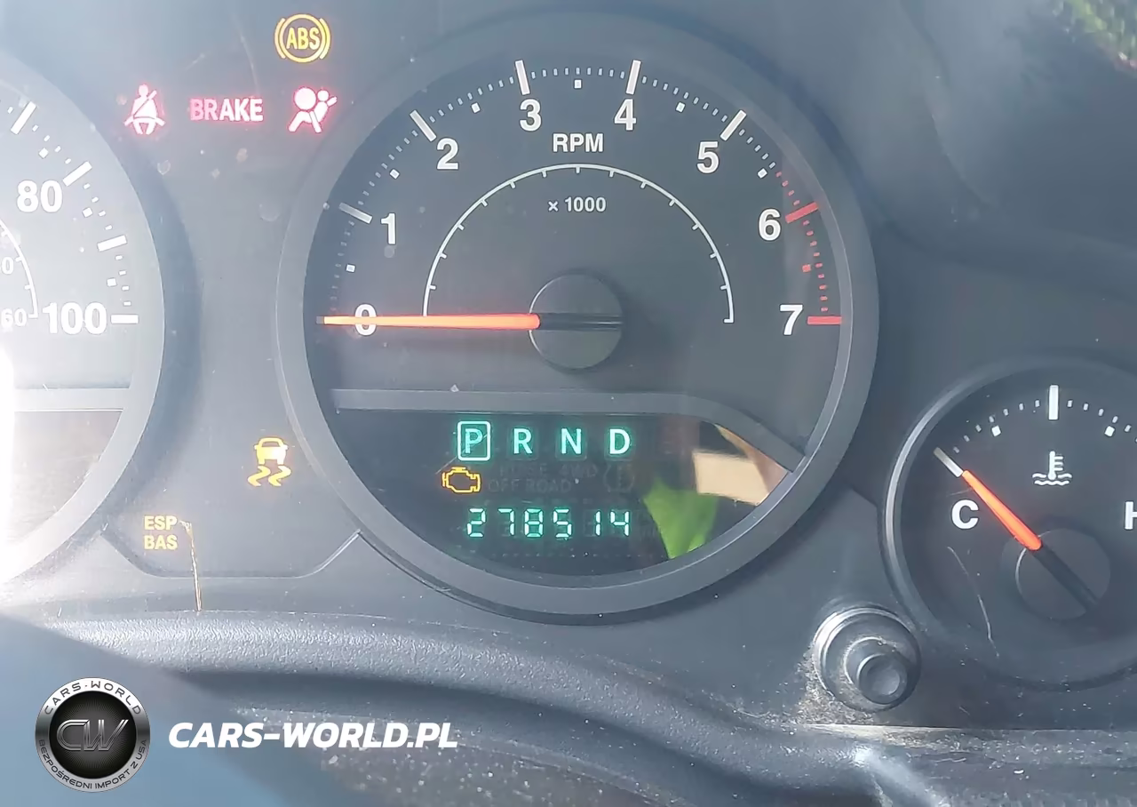 2007 Jeep Wrangler Unlimited X VIN:1J8GA39177L163027 - 15