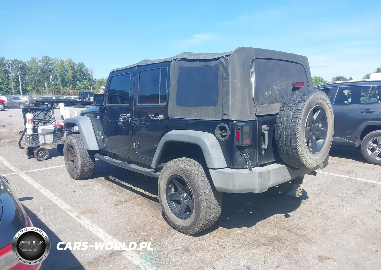 2007 Jeep Wrangler Unlimited X VIN:1J8GA39177L163027 - 3