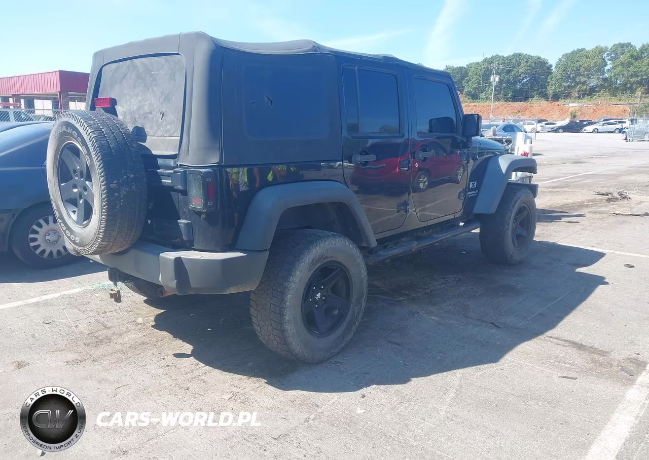 2007 Jeep Wrangler Unlimited X VIN:1J8GA39177L163027 - 4