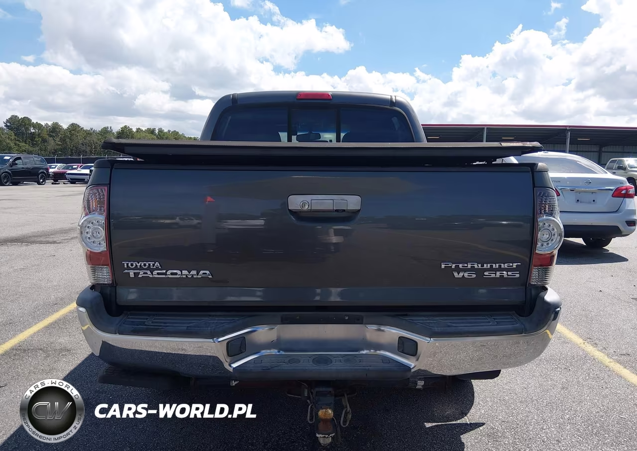 2013 Toyota Tacoma Prerunner V6 VIN:3TMJU4GN8DM145940 - 16