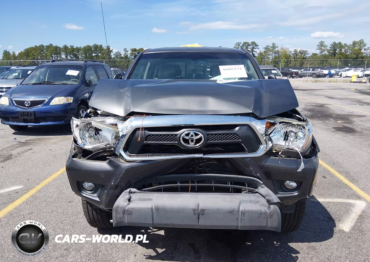 2013 Toyota Tacoma Prerunner V6 VIN:3TMJU4GN8DM145940 - 6