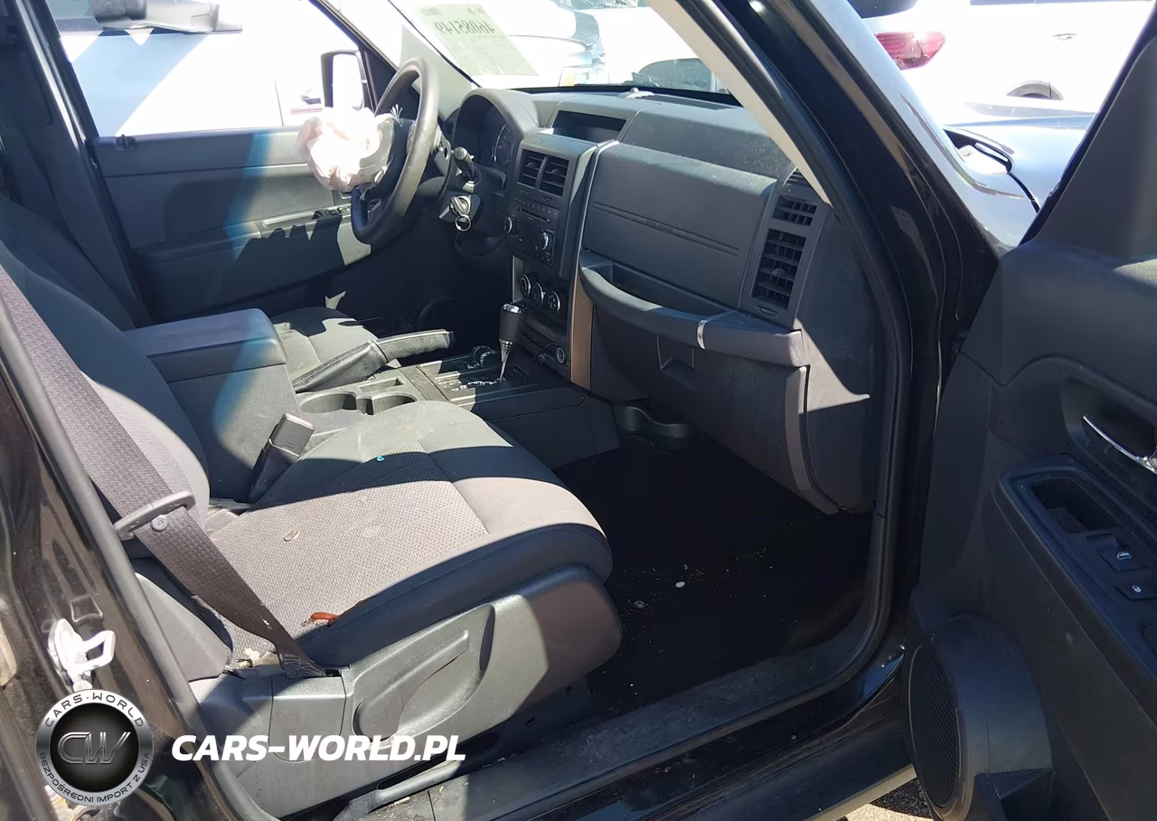 2012 Jeep Liberty Sport VIN:1C4PJMAK8CW157070 - 5