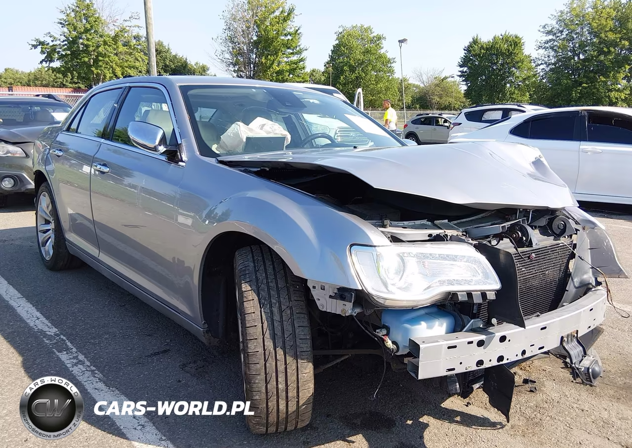 2018 Chrysler 300 Limited VIN:2C3CCAEG1JH244046 - 1