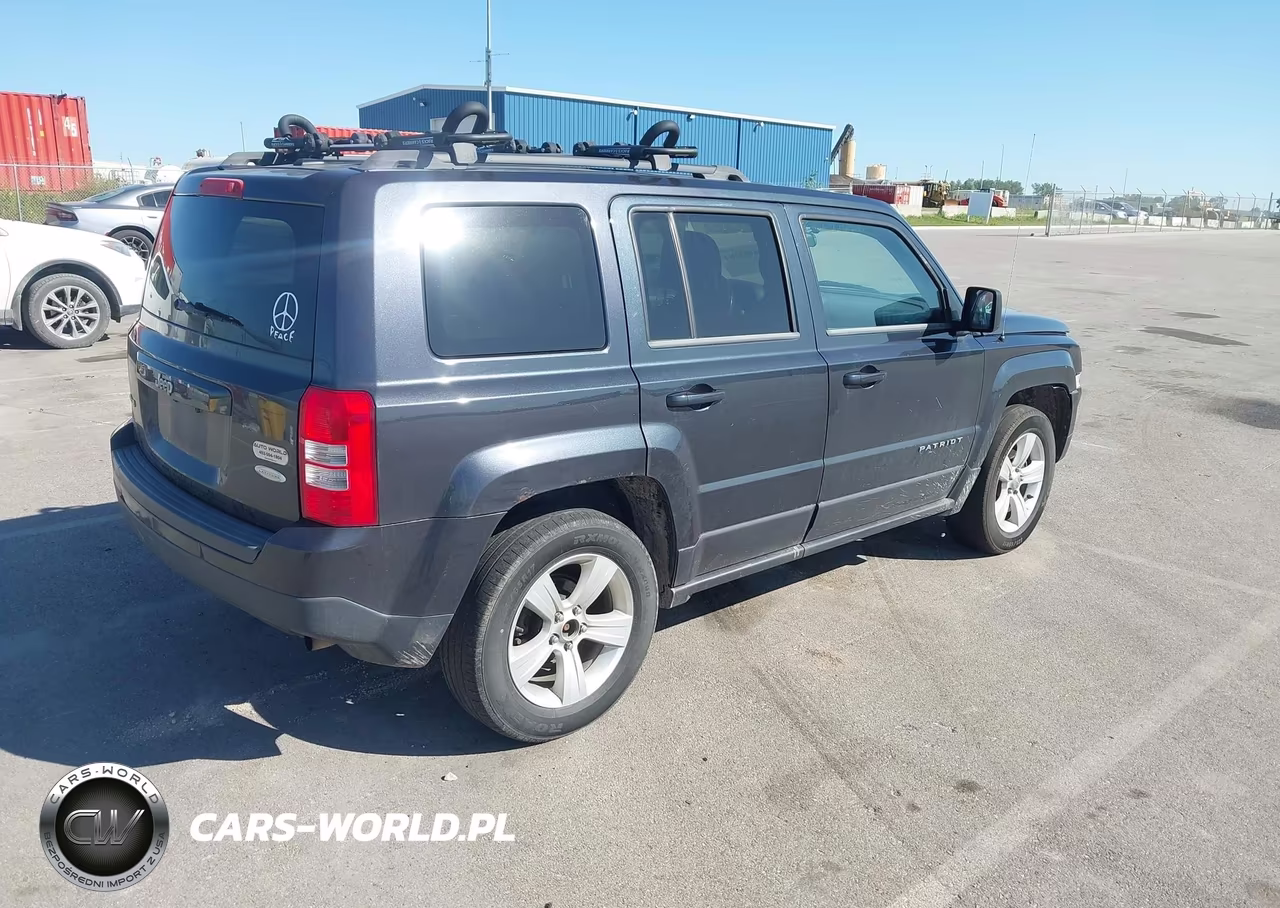 2014 Jeep Patriot Latitude VIN:1C4NJRFB8ED520642 - 4