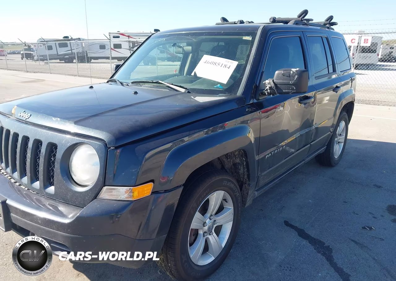 2014 Jeep Patriot Latitude VIN:1C4NJRFB8ED520642 - 6