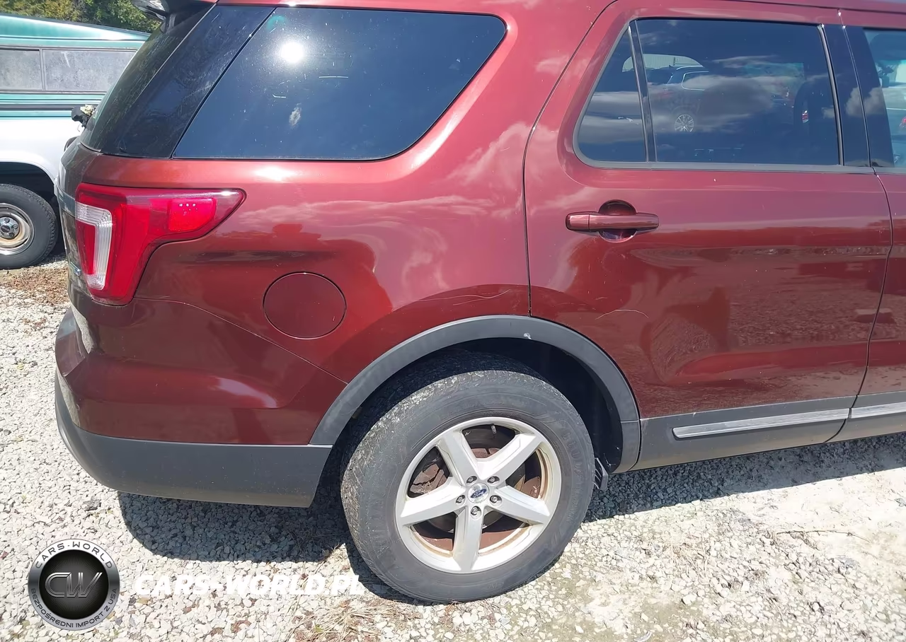 2016 Ford Explorer Xlt VIN:1FM5K8D81GGC32537 - 18
