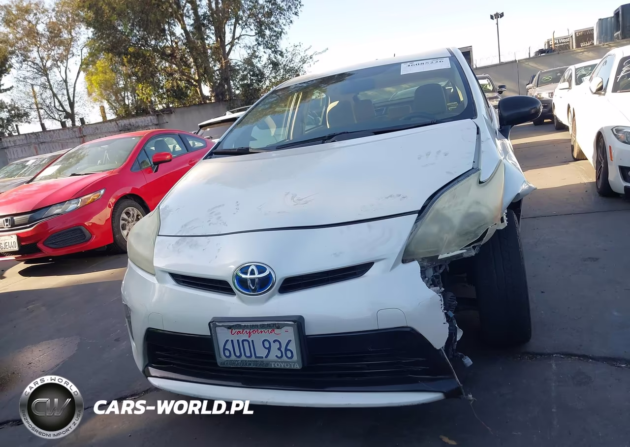 2012 Toyota Prius Three VIN:JTDKN3DUXC1495492 - 12
