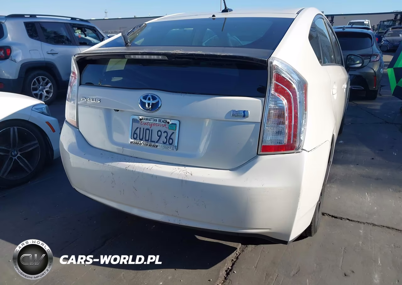 2012 Toyota Prius Three VIN:JTDKN3DUXC1495492 - 16