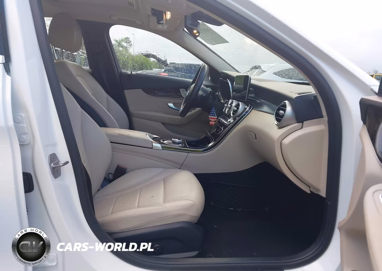 2021 Mercedes-Benz C 300 Sedan VIN:W1KWF8DB5MR649738 - 5