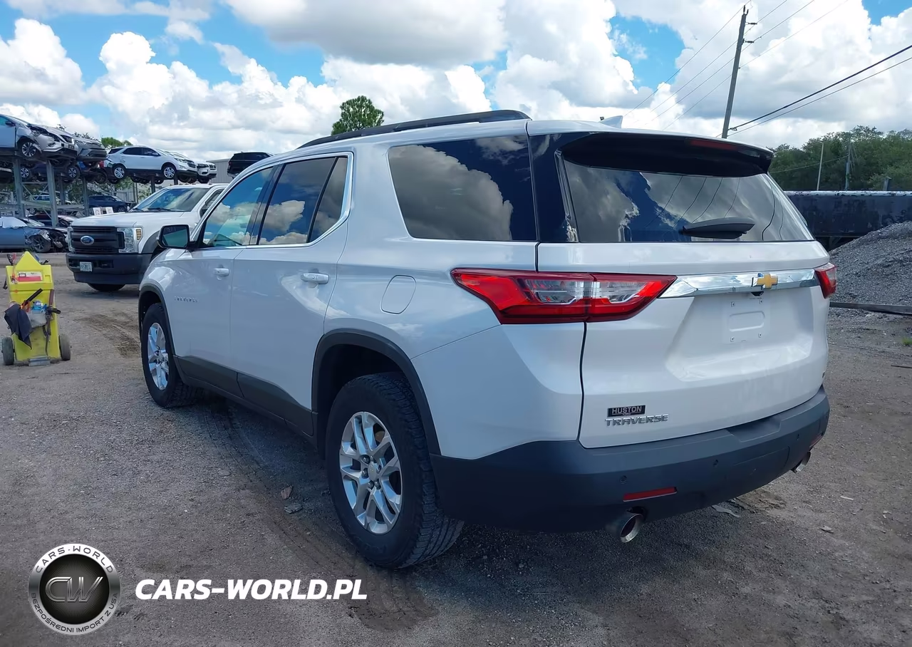 2020 Chevrolet Traverse Fwd Lt Cloth VIN:1GNERGKWXLJ327291 - 3