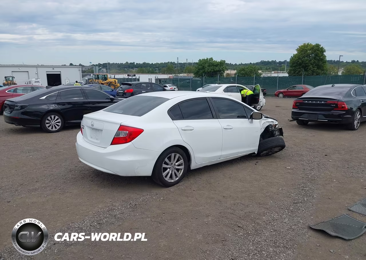 2012 Honda Civic Ex VIN:2HGFB2F86CH315867 - 4