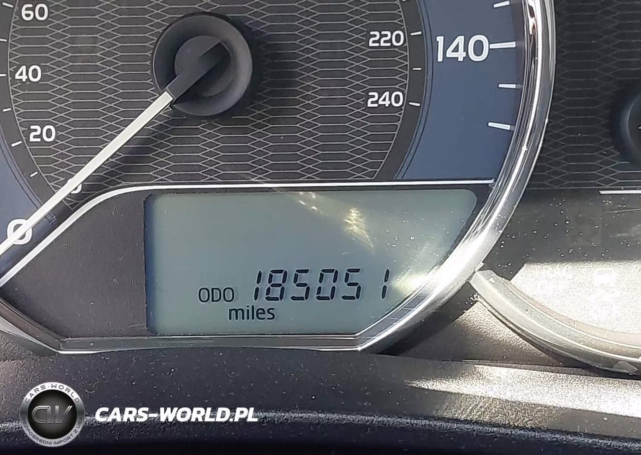 2016 Toyota Corolla Le VIN:2T1BURHEXGC646499 - 15