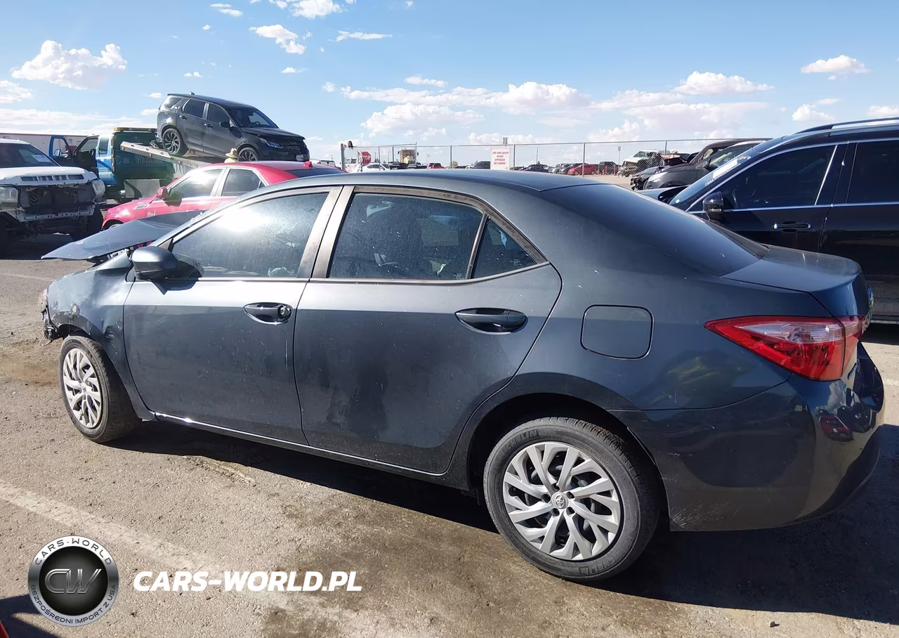 2019 Toyota Corolla Le VIN:5YFBURHE3KP925396 - 16