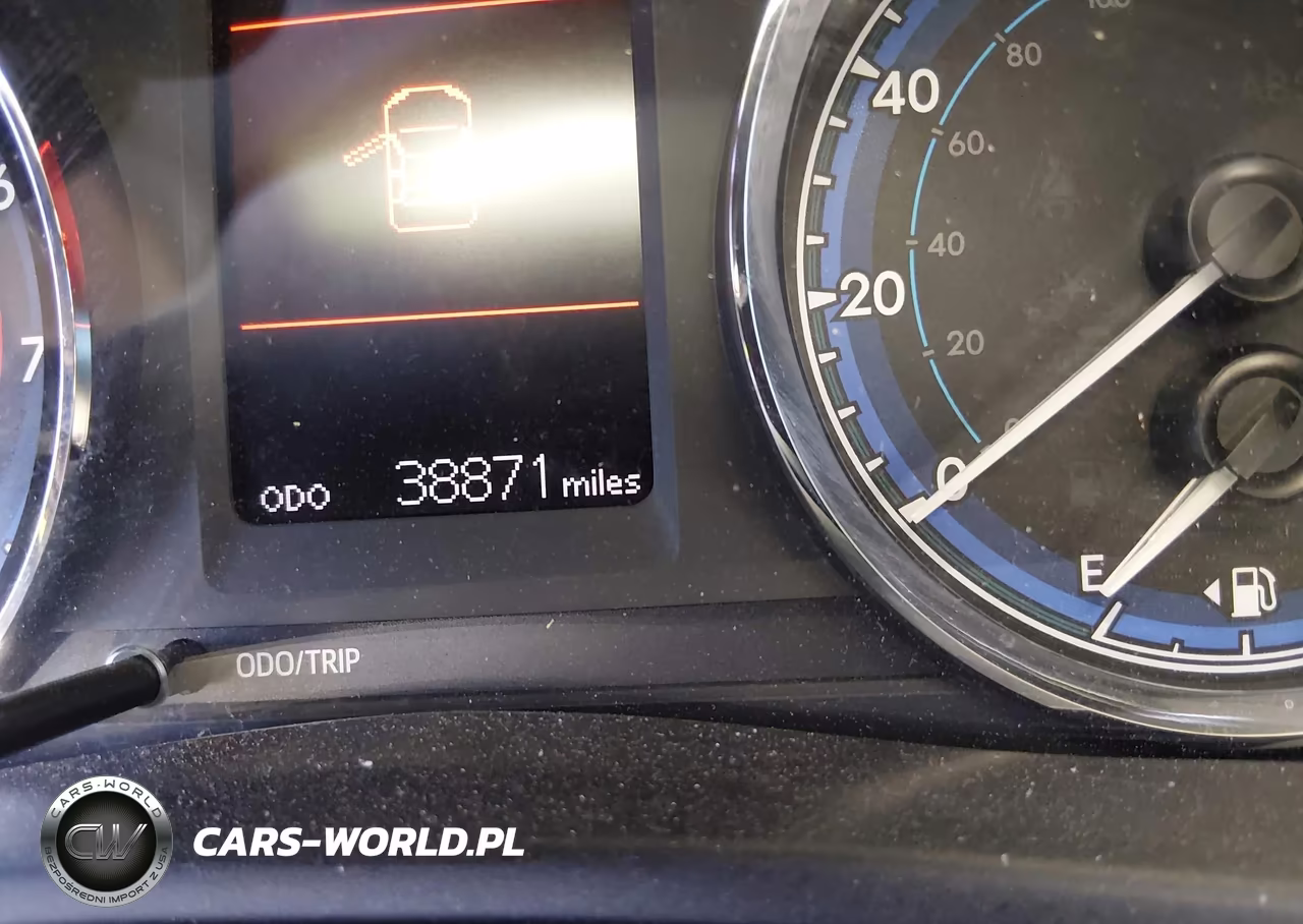 2019 Toyota Corolla Le VIN:5YFBURHE3KP925396 - 17