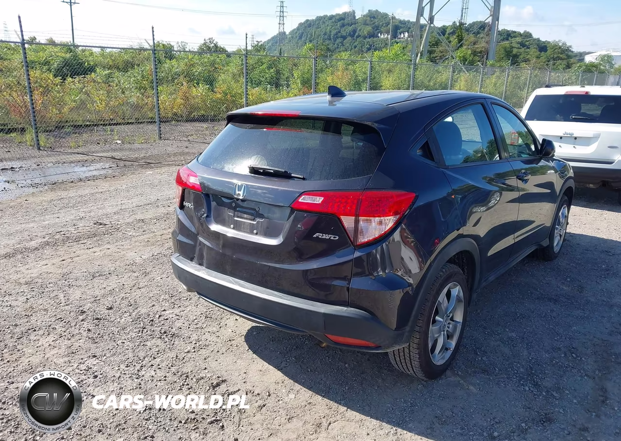 2017 Honda Hr-V Lx VIN:3CZRU6H31HM714204 - 4