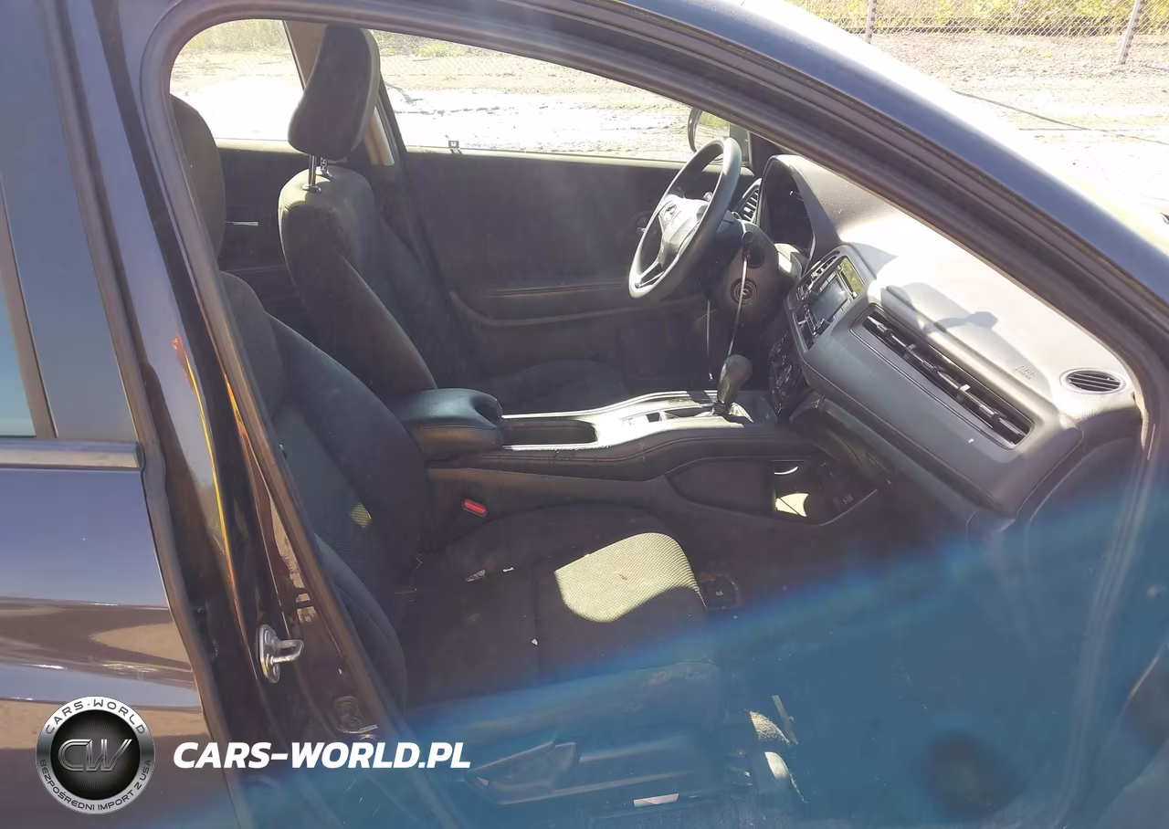 2017 Honda Hr-V Lx VIN:3CZRU6H31HM714204 - 5