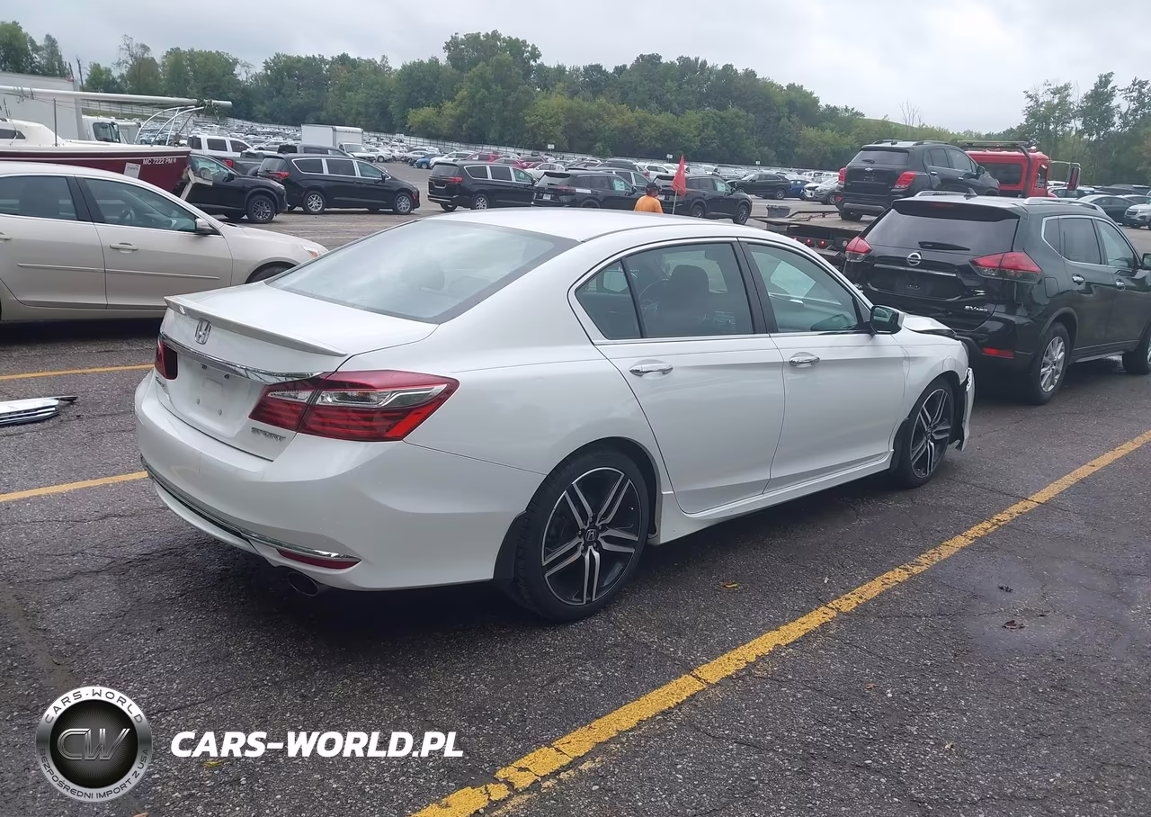 2016 Honda Accord Sport VIN:1HGCR2F50GA231987 - 4