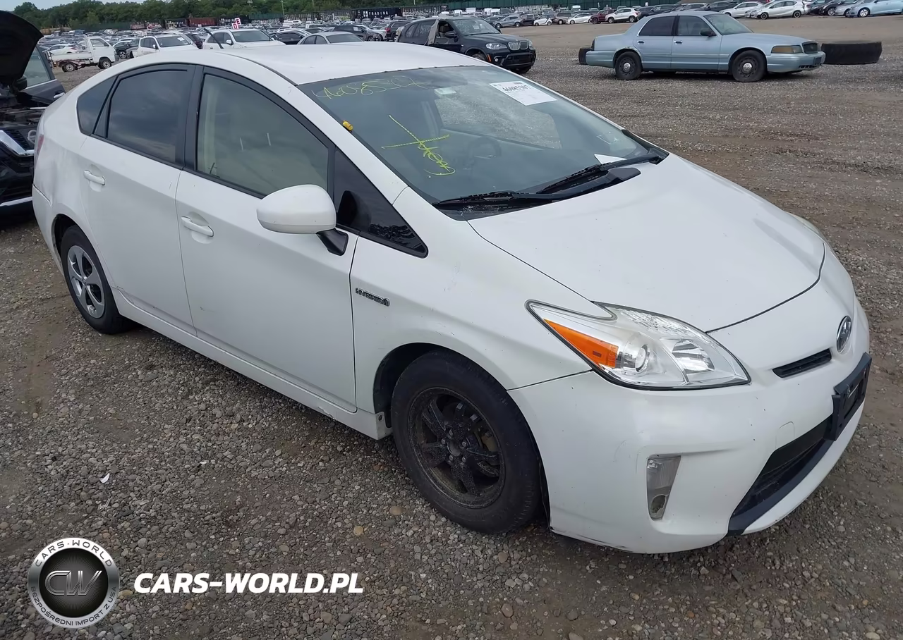 2014 Toyota Prius Two