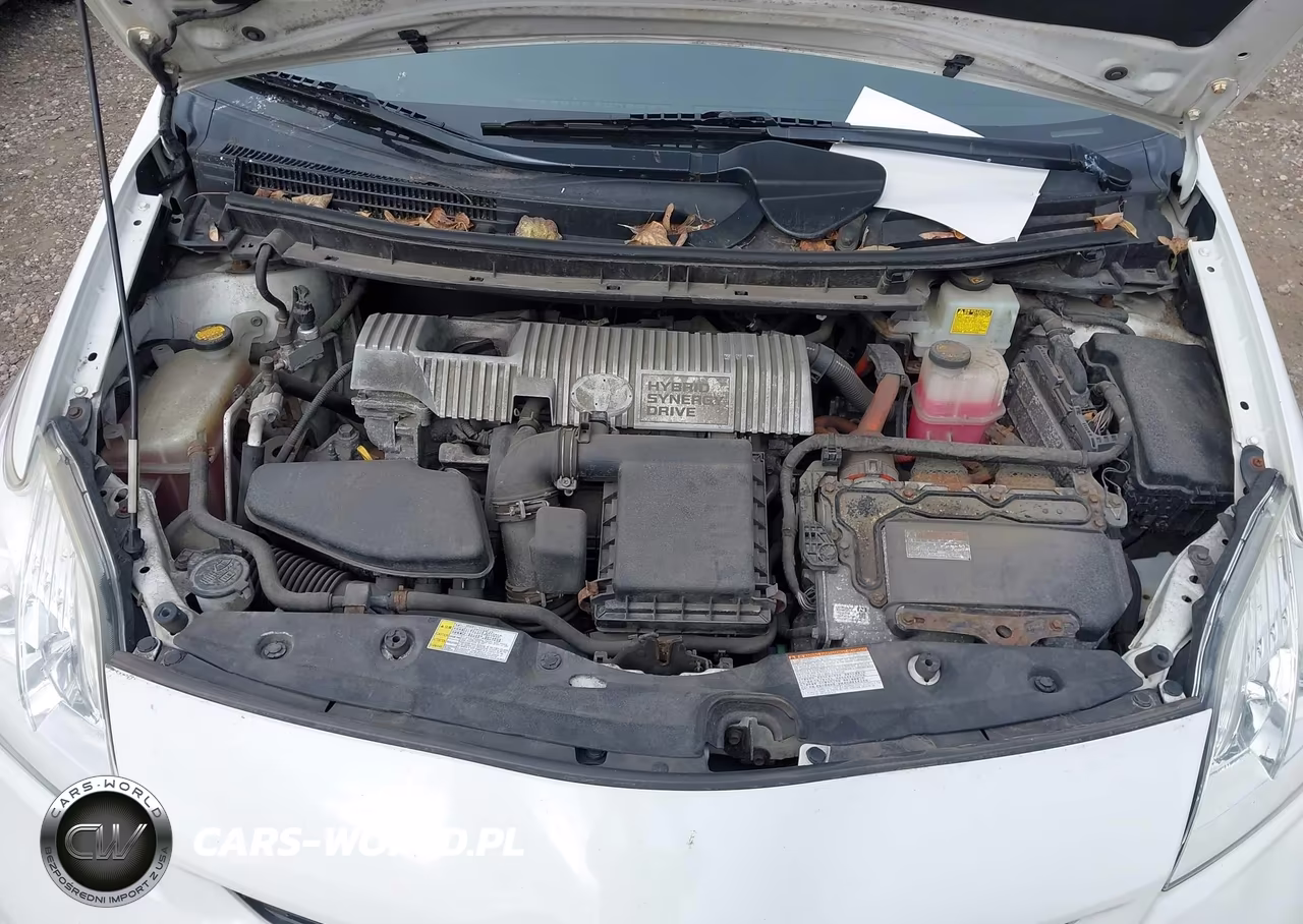 2014 Toyota Prius Two VIN:JTDKN3DUXE1747292 - 10