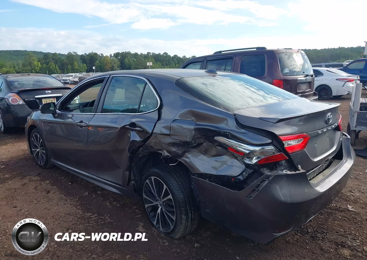 2019 Toyota Camry Se VIN:4T1B11HK9KU726609 - 3