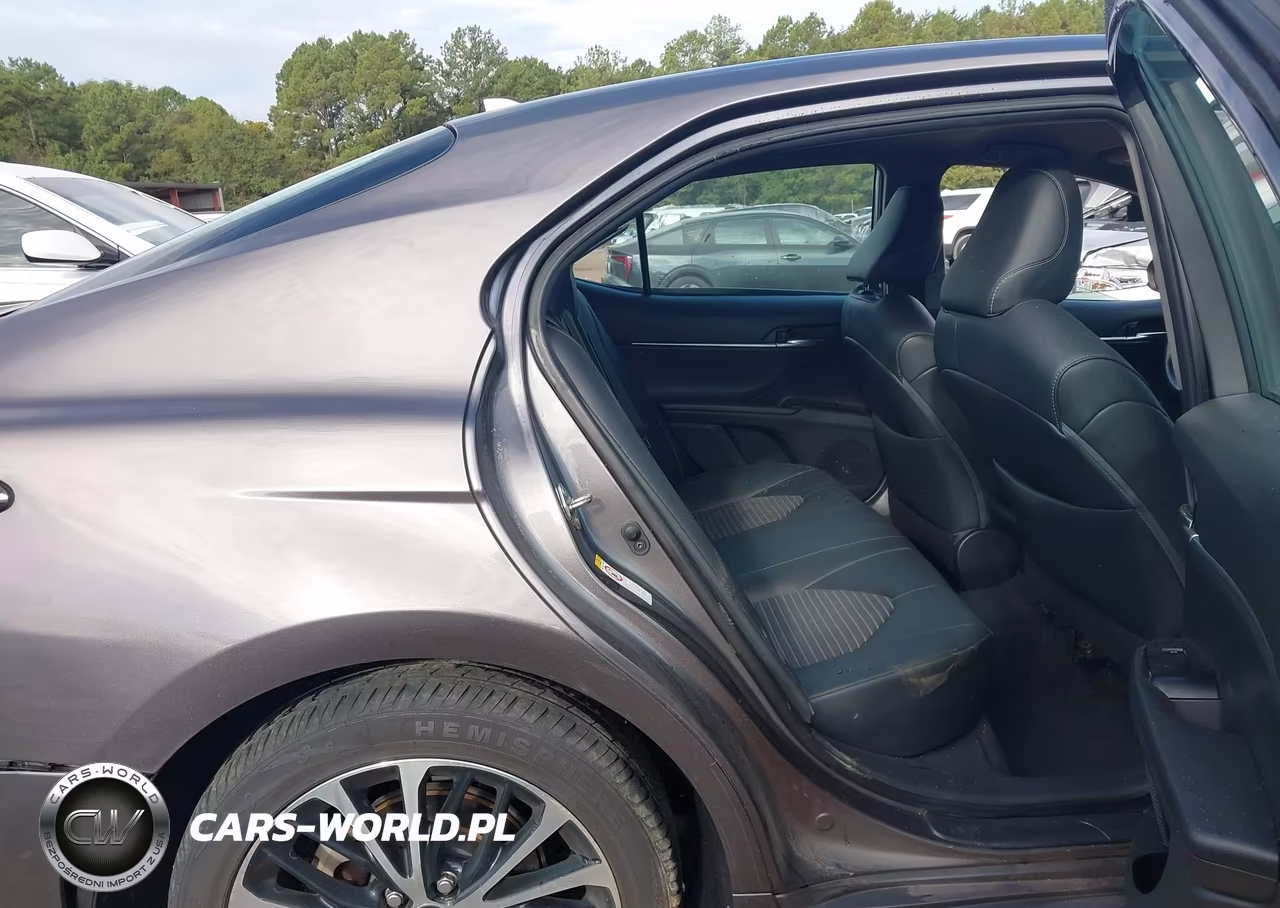 2019 Toyota Camry Se VIN:4T1B11HK9KU726609 - 8