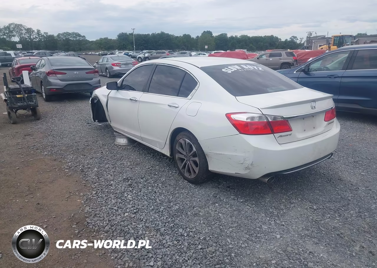 2014 Honda Accord Sport VIN:1HGCR2F57EA066162 - 3