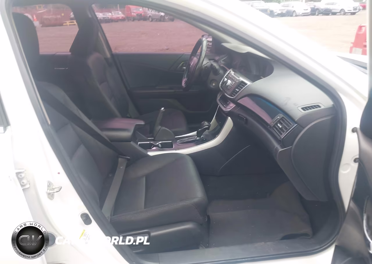 2014 Honda Accord Sport VIN:1HGCR2F57EA066162 - 5