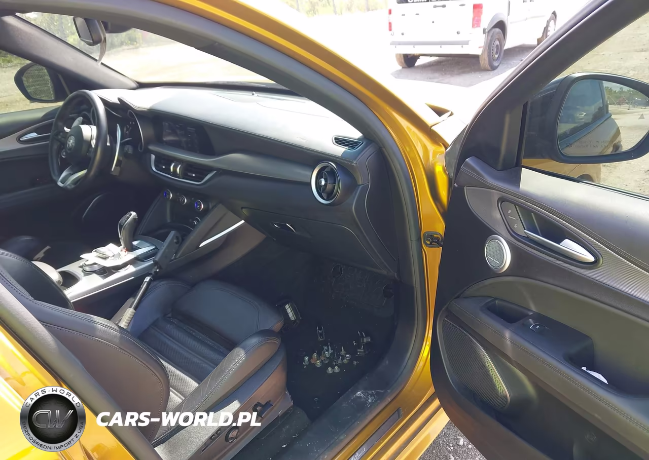 2022 Alfa Romeo Stelvio Veloce Ti Awd VIN:ZASPAKBN9N7D31875 - 5
