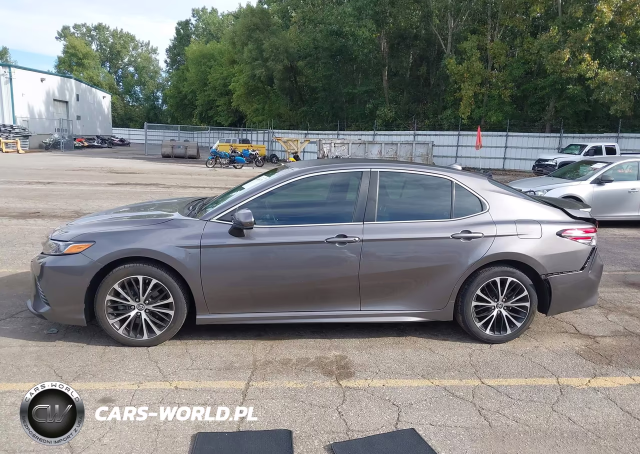 2019 Toyota Camry Se VIN:4T1B11HK8KU848409 - 14
