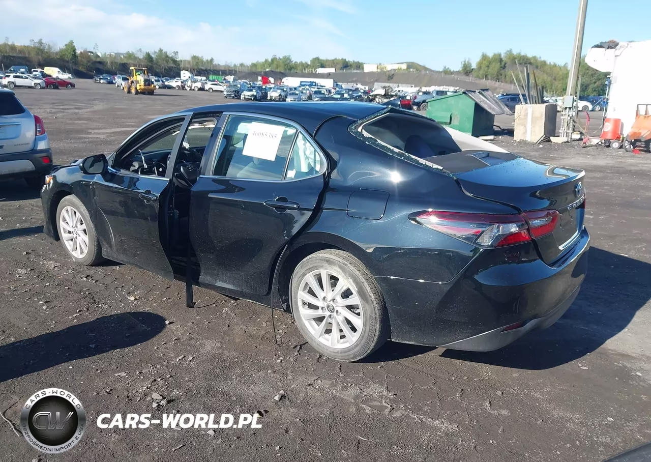2024 Toyota Camry Le VIN:4T1C11AK9RU842286 - 3