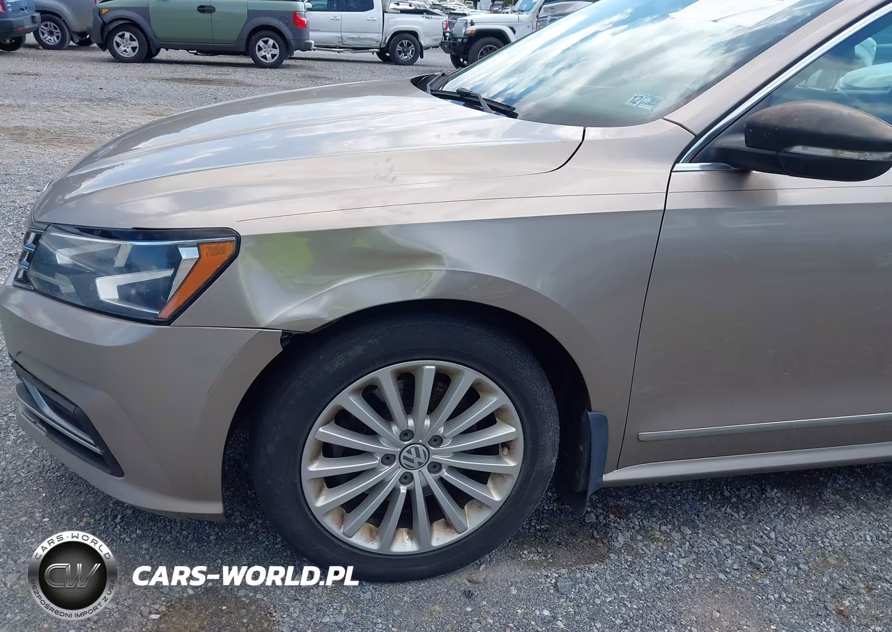 2016 Volkswagen Passat 1.8T Se VIN:1VWBT7A32GC016336 - 16