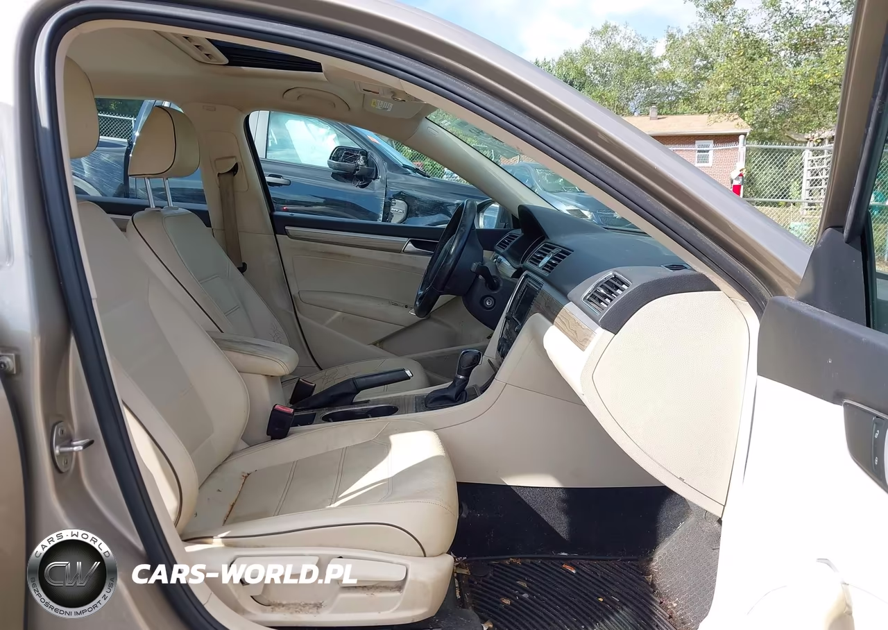 2016 Volkswagen Passat 1.8T Se VIN:1VWBT7A32GC016336 - 5