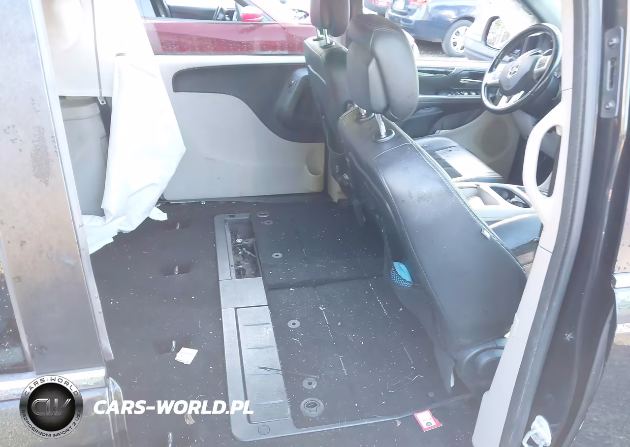 2018 Dodge Grand Caravan Sxt VIN:2C4RDGCG8JR248680 - 8