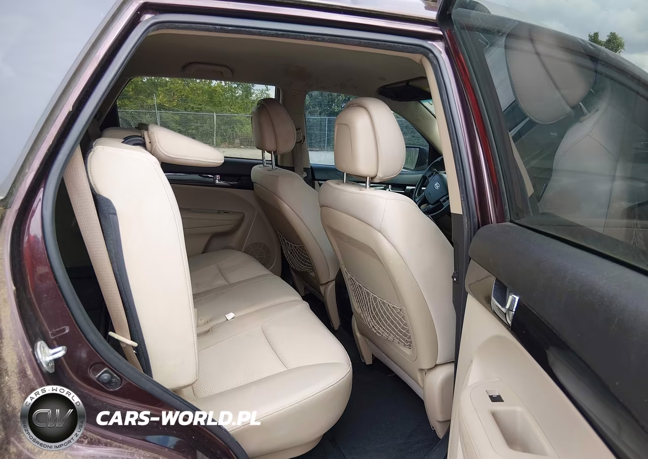 2011 Kia Sorento Lx V6 VIN:5XYKTDA20BG169391 - 8
