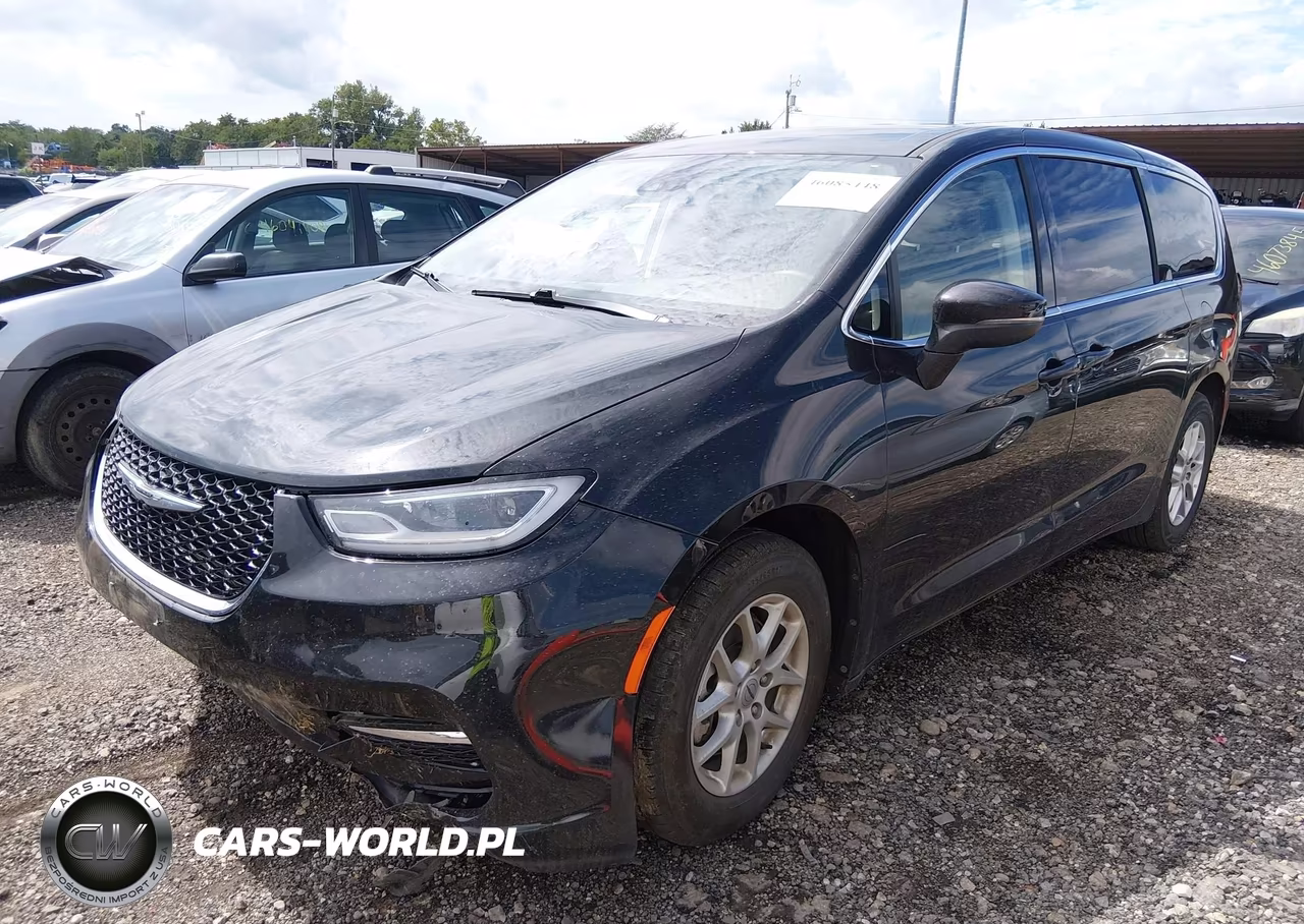 2023 Chrysler Pacifica Touring L VIN:2C4RC1BG0PR563922 - 2