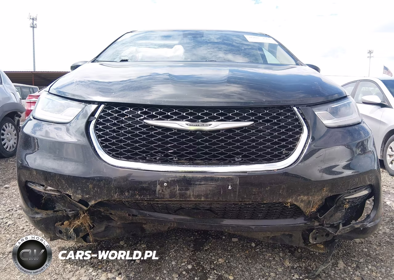 2023 Chrysler Pacifica Touring L VIN:2C4RC1BG0PR563922 - 6