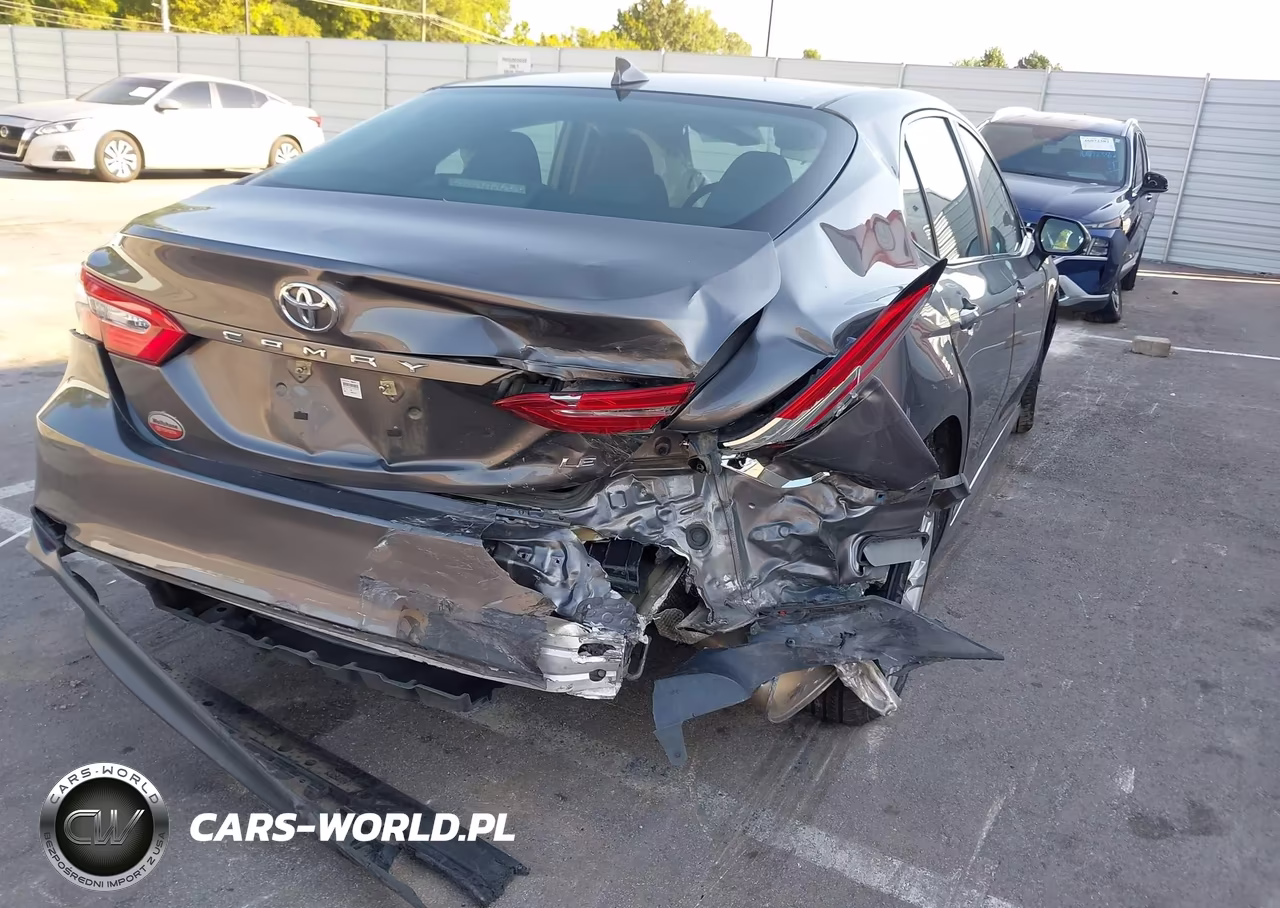 2020 Toyota Camry Le VIN:4T1C11AK3LU314105 - 6