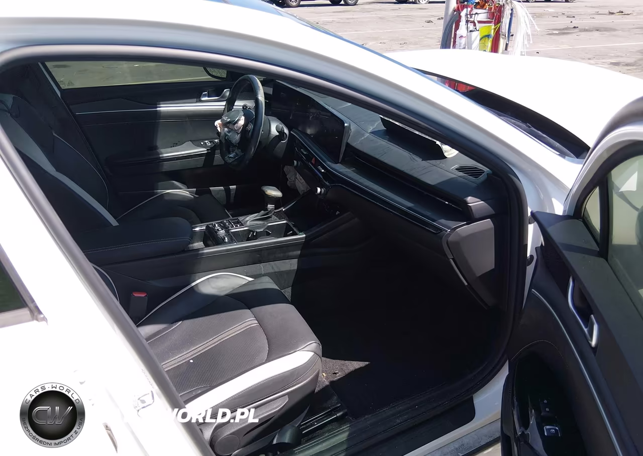 2025 Kia K5 Gt-Line VIN:KNAG64J70S5298763 - 5