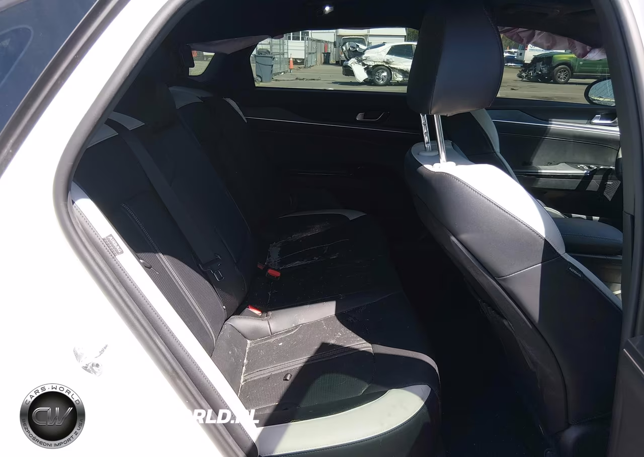 2025 Kia K5 Gt-Line VIN:KNAG64J70S5298763 - 8