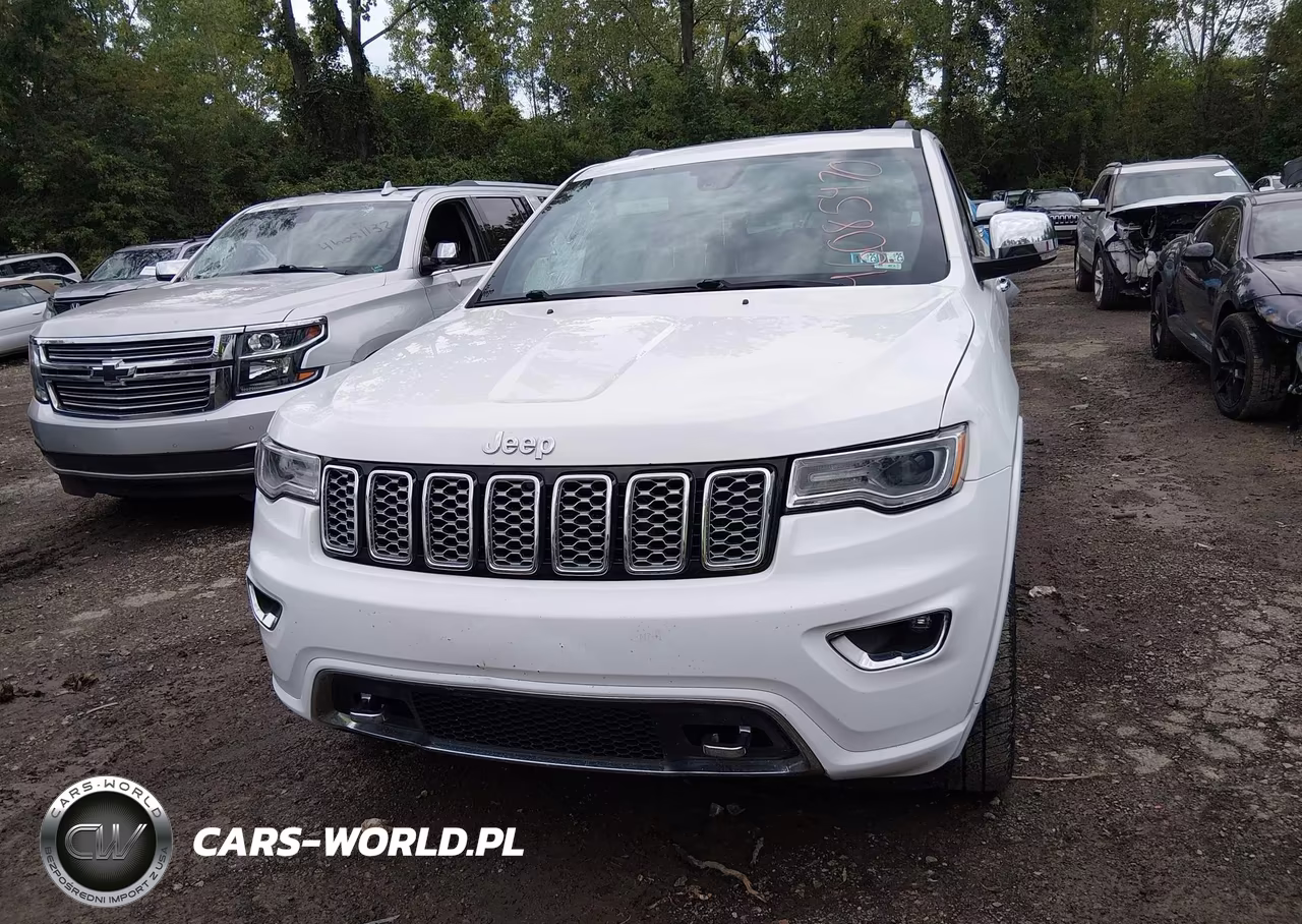 2017 Jeep Grand Cherokee Overland 4X4 VIN:1C4RJFCG3HC790436 - 12
