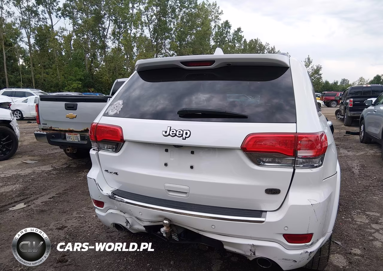 2017 Jeep Grand Cherokee Overland 4X4 VIN:1C4RJFCG3HC790436 - 16