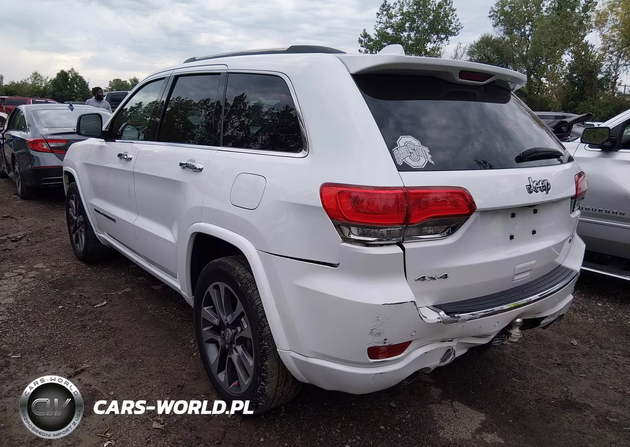 2017 Jeep Grand Cherokee Overland 4X4 VIN:1C4RJFCG3HC790436 - 3