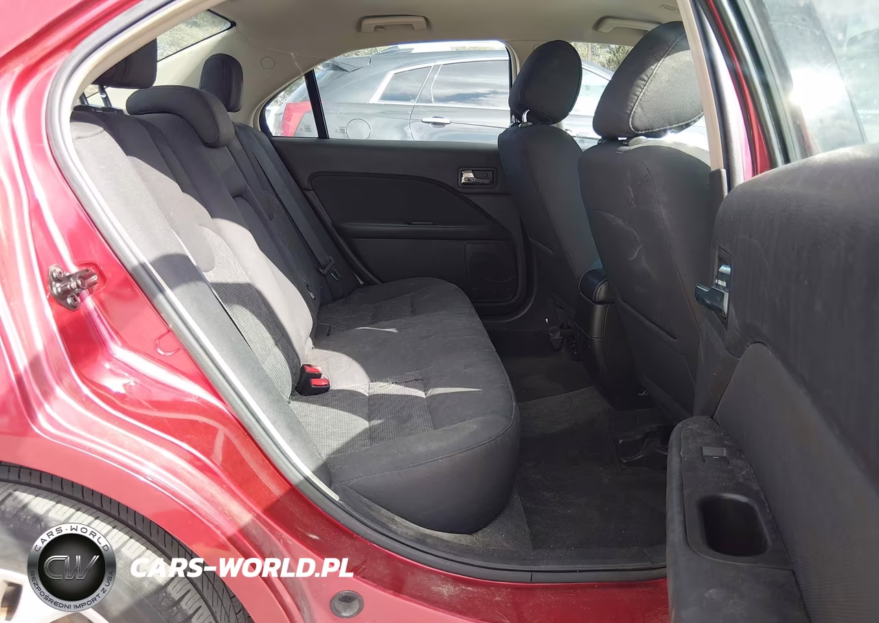 2012 Ford Fusion Se VIN:3FAHP0HA9CR437775 - 8
