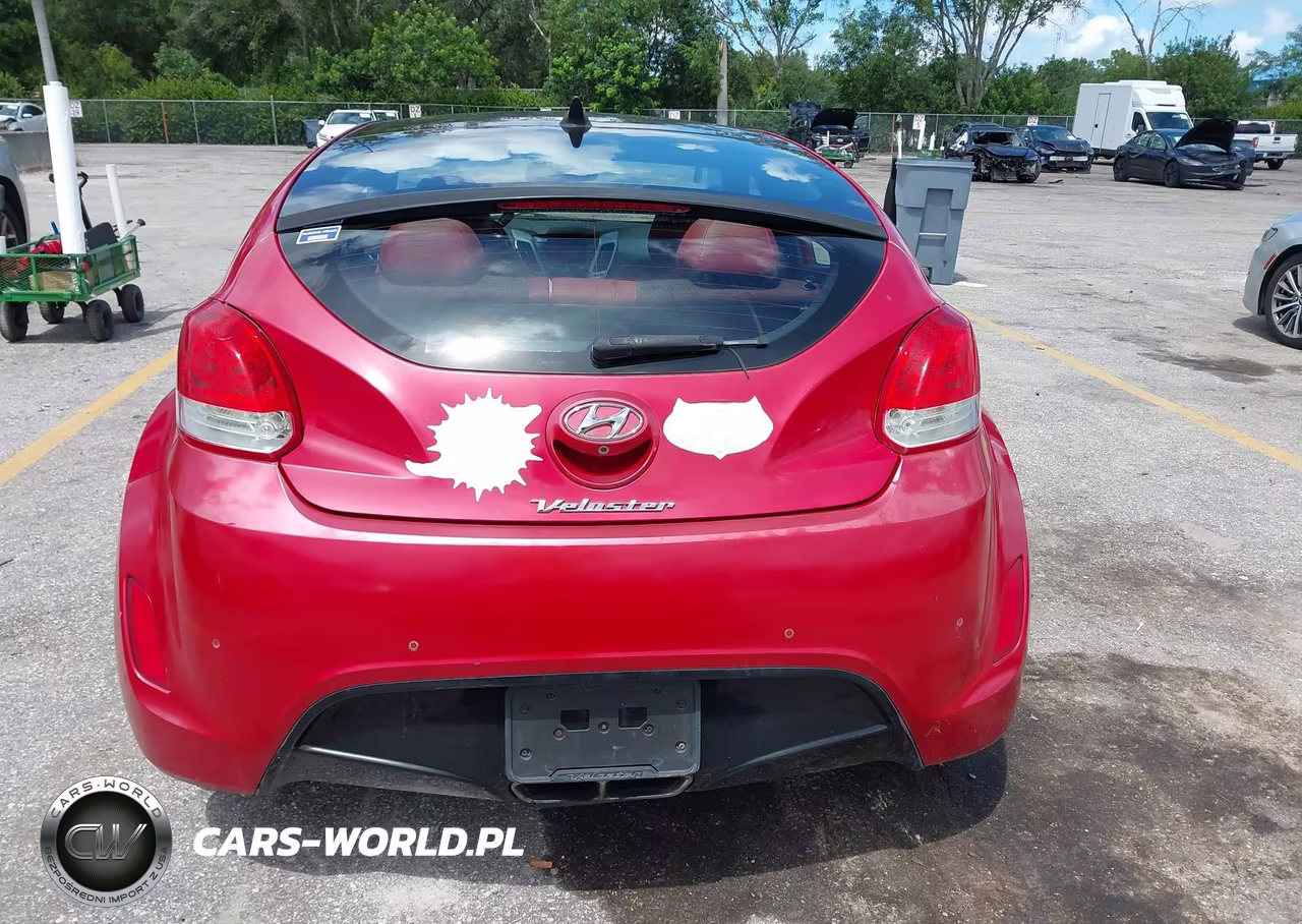 2012 Hyundai Veloster Base W-Red-Black VIN:KMHTC6AD5CU077934 - 16