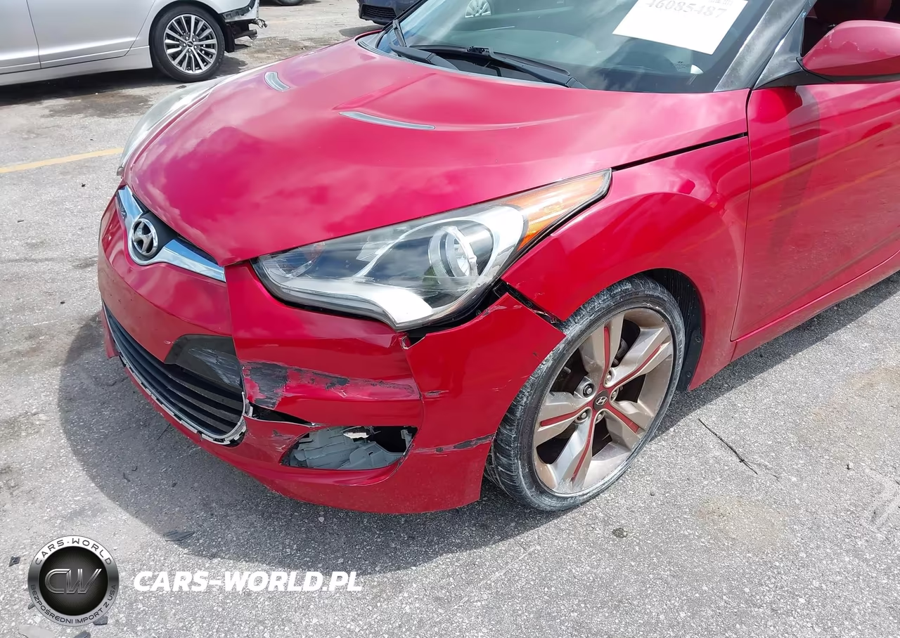 2012 Hyundai Veloster Base W-Red-Black VIN:KMHTC6AD5CU077934 - 6