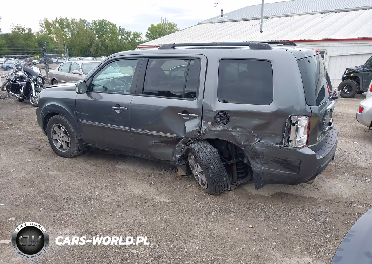 2011 Honda Pilot Touring VIN:5FNYF4H98BB074640 - 3