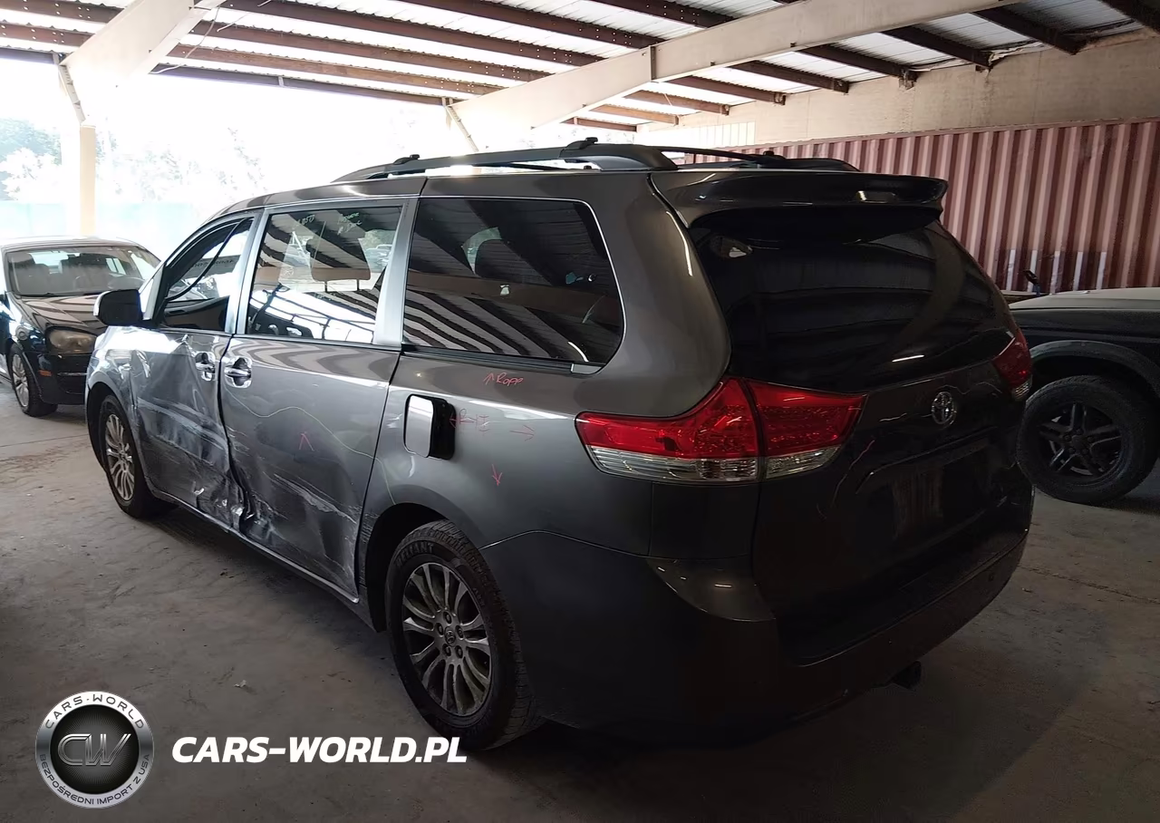 2013 Toyota Sienna Xle V6 8 Passenger VIN:5TDYK3DC0DS378938 - 3