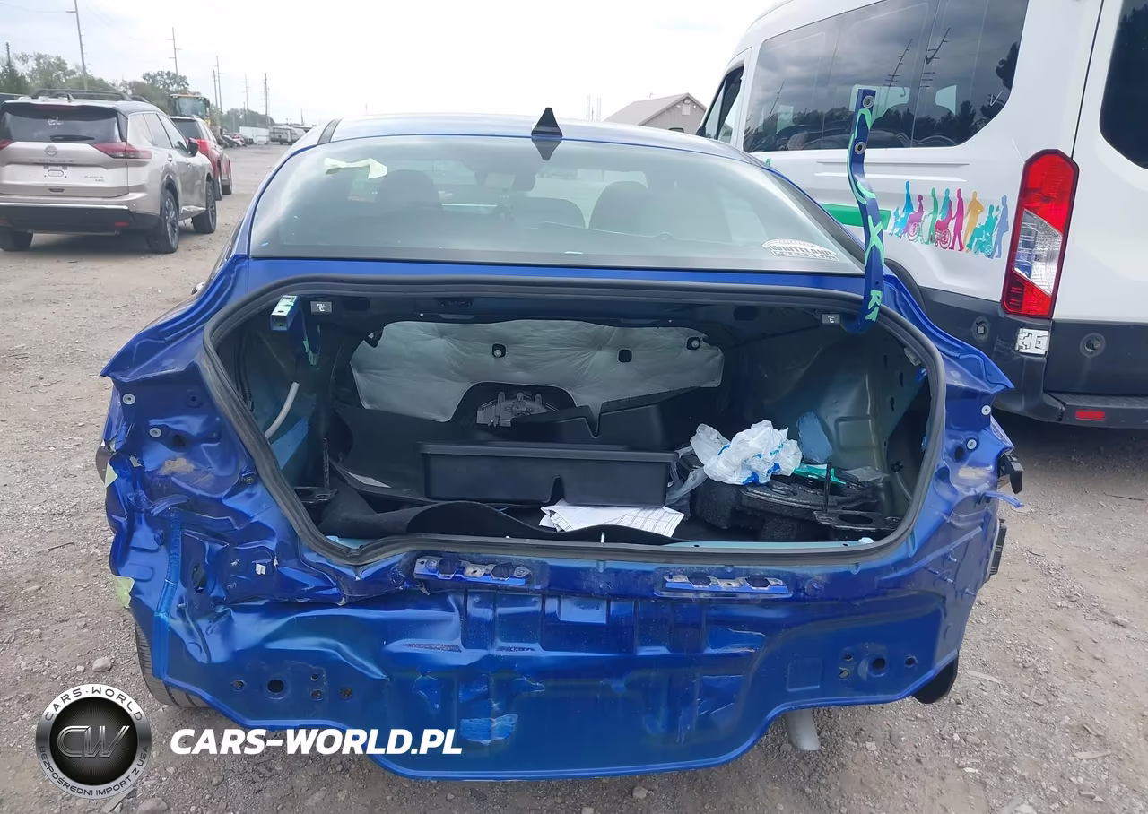 2026 Hyundai Elantra Sel Sport Premium VIN:KMHLS4DG2TU109395 - 17