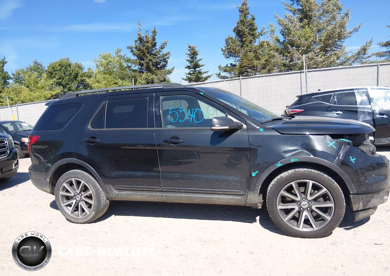 2015 Ford Explorer Xlt VIN:1FM5K8D83FGB80889 - 14