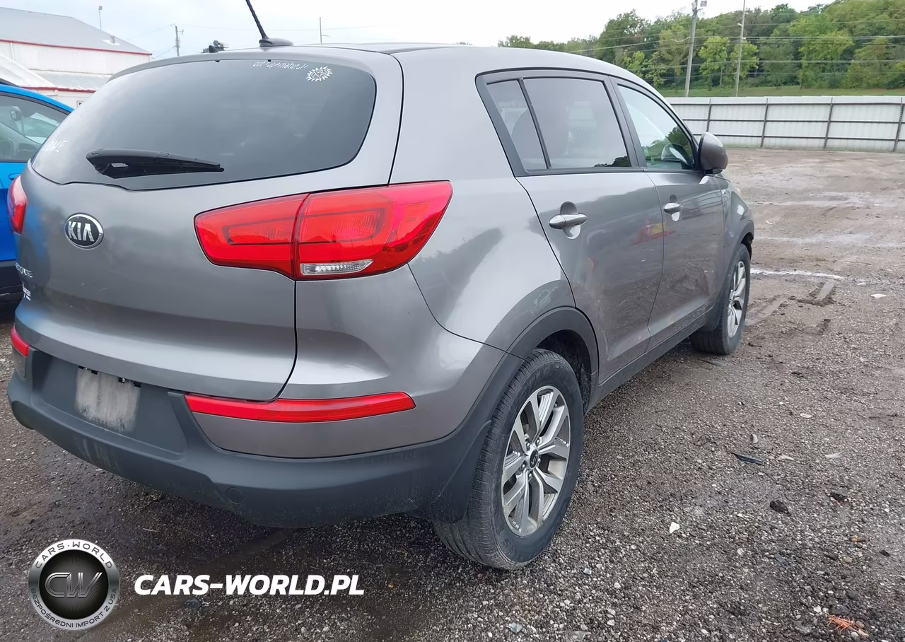 2016 Kia Sportage Lx VIN:KNDPBCACXG7807985 - 4